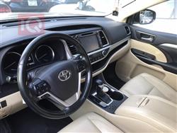 تۆیۆتا هایلاندەر